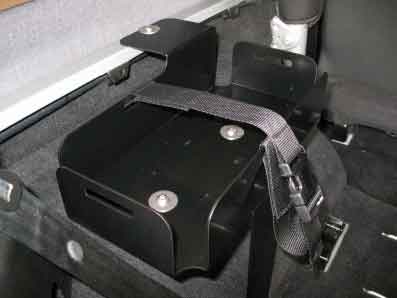Military water can and mounting bracket, drivers side, 97-06 TJ