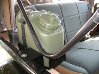 Military water can and mounting bracket, Passenger side, 97-06 TJ