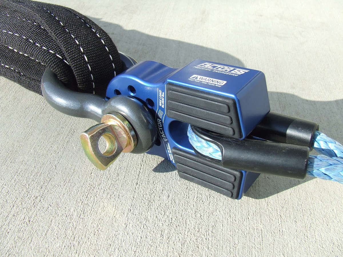 Factor 55 FlatLink Winch Shackle Mount Assembly Blue Factor 55 - Click Image to Close