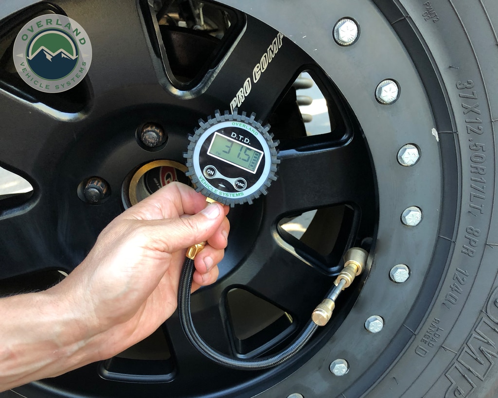 Overland Vehicle Systems Digital Tire Tire Deflator with Valve Kit & Storage Bag Universal