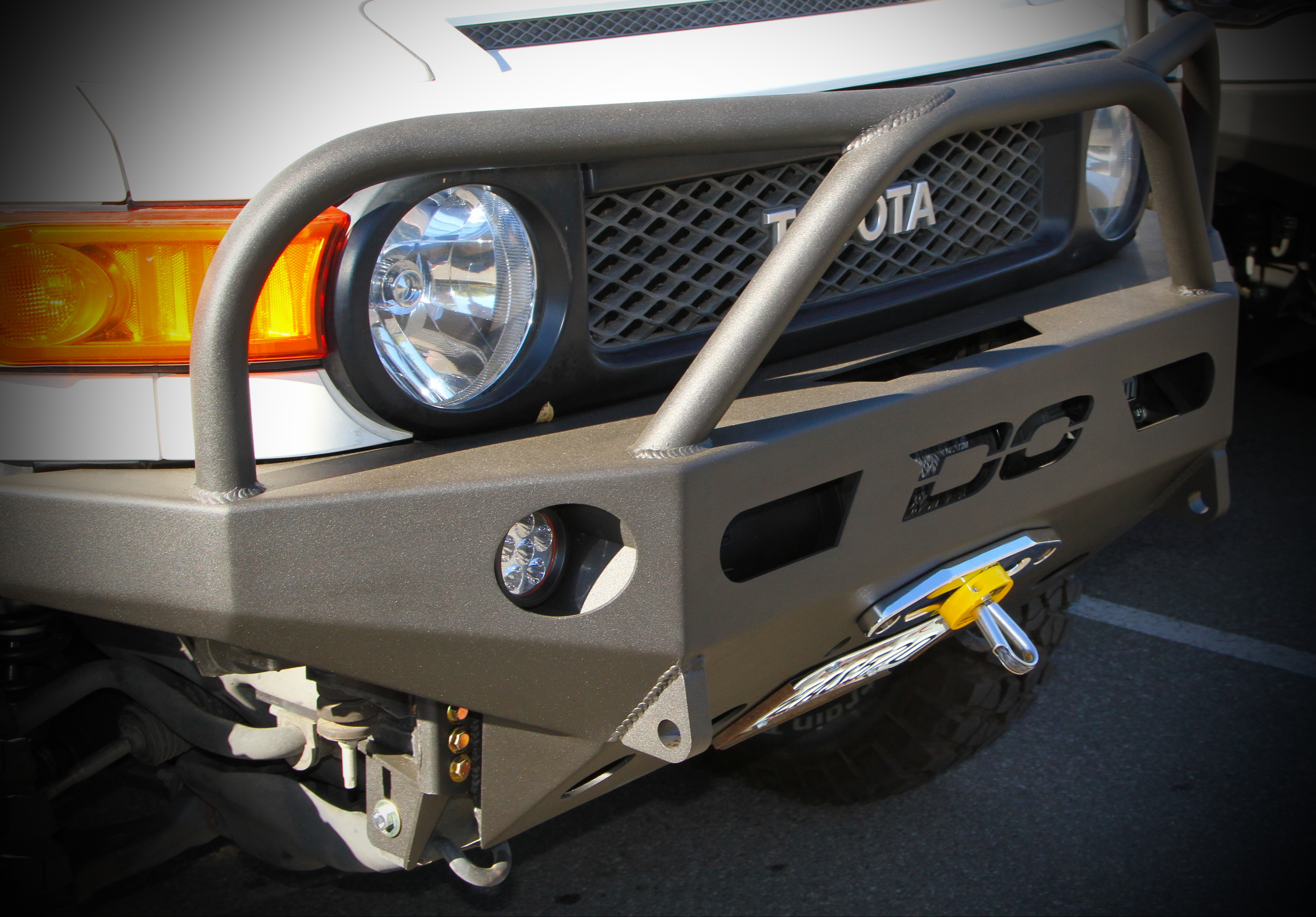 Demello Off-Road FJ 3 Hoop Front Bumper - ALUMINUM - Click Image to Close