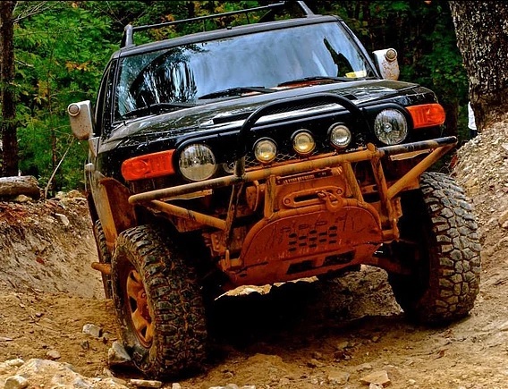 Orange Boxx FJ Cruiser Tube Bumper with Stinger - Click Image to Close