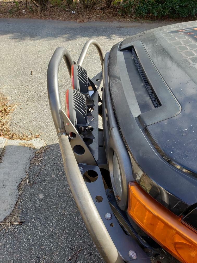 Orange Boxx FJ Cruiser Tube Bumper with Stinger