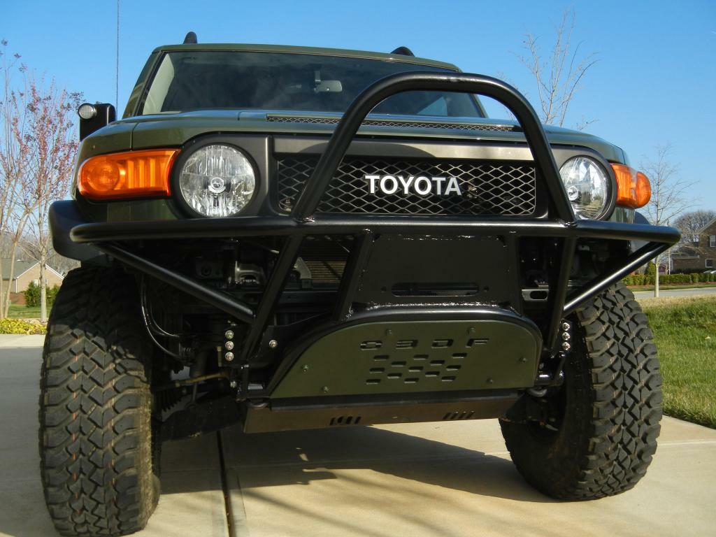 Orange Boxx FJ Cruiser Tube Bumper with Stinger