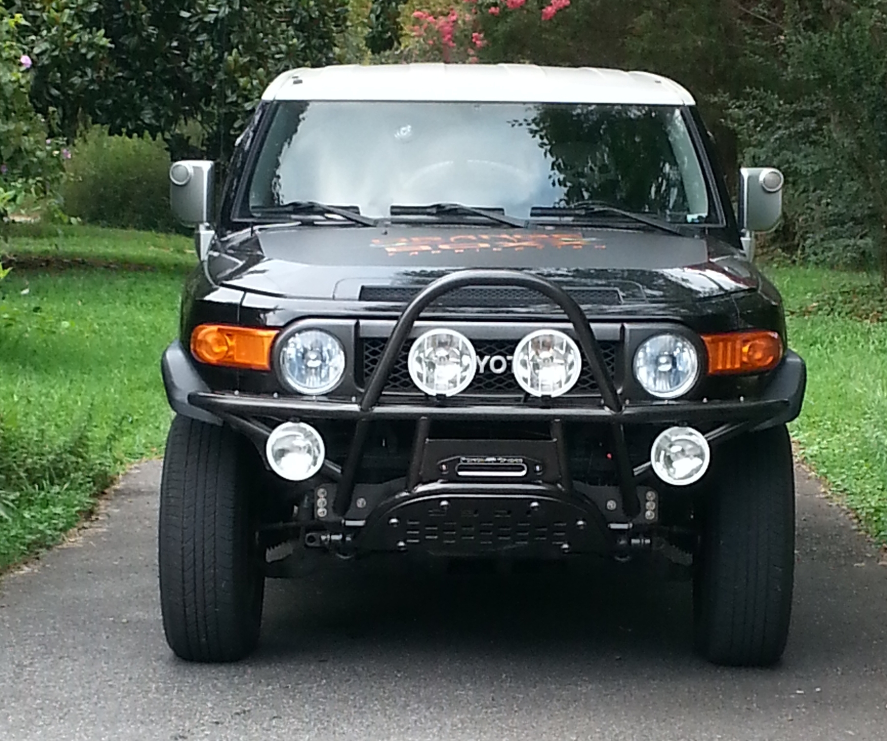 Orange Boxx FJ Cruiser Tube Bumper with Stinger - Click Image to Close