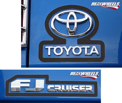 Real Wheels Logo Surrounds Black (2 Piece Set) Real Wheels Logo Surrounds Black (2 Piece Set)