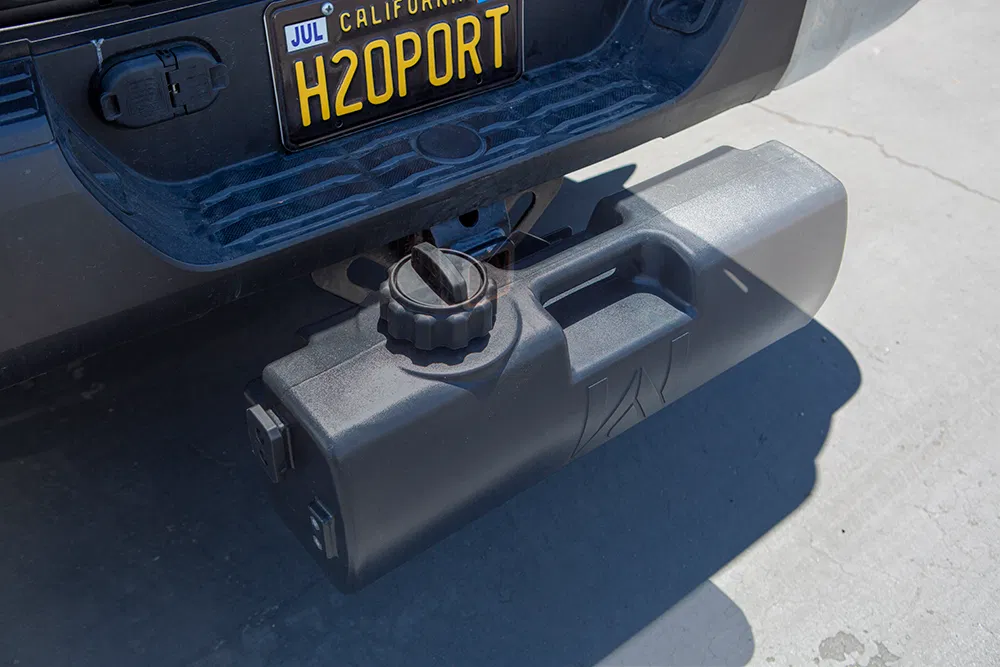 WaterPORT Trailer Hitch Mount - Click Image to Close