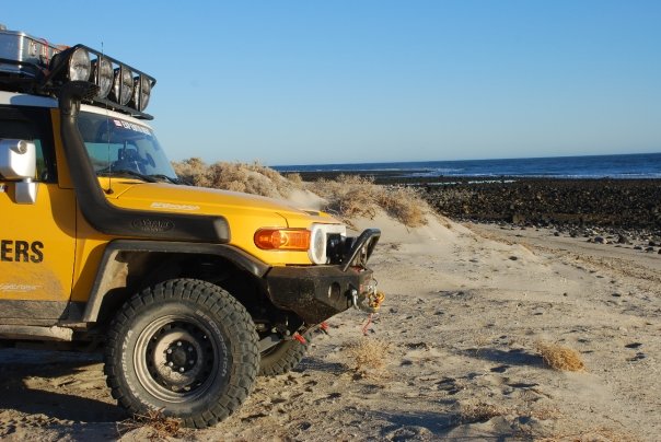 Expedition One Standard Trail Series Front Bumper with Hoop for FJ Cruiser - Click Image to Close